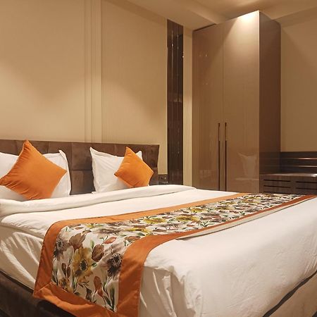 Hotel Cullinan By Qotel Janakpuri Δελχί Εξωτερικό φωτογραφία