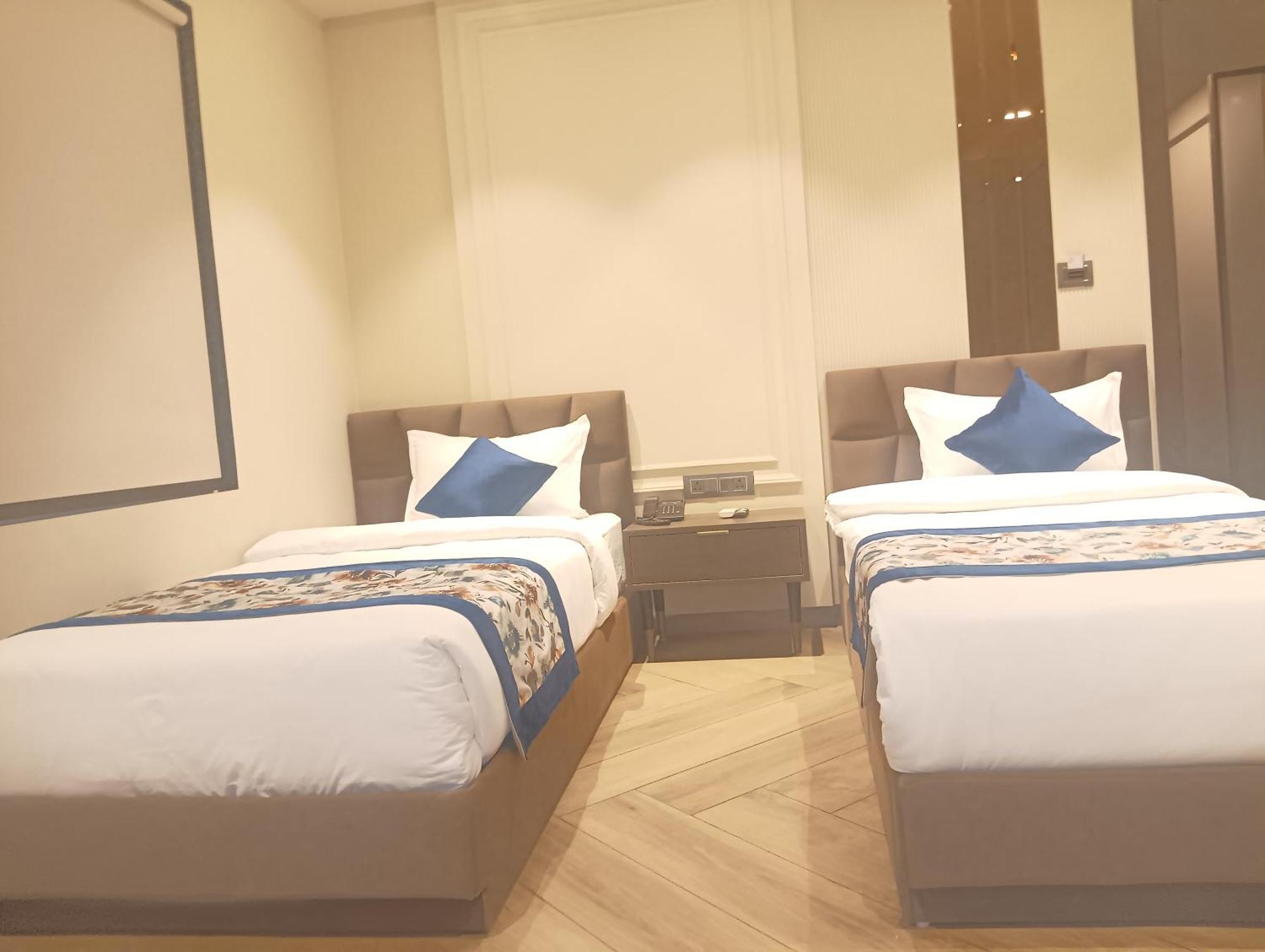 Hotel Cullinan By Qotel Janakpuri Δελχί Εξωτερικό φωτογραφία