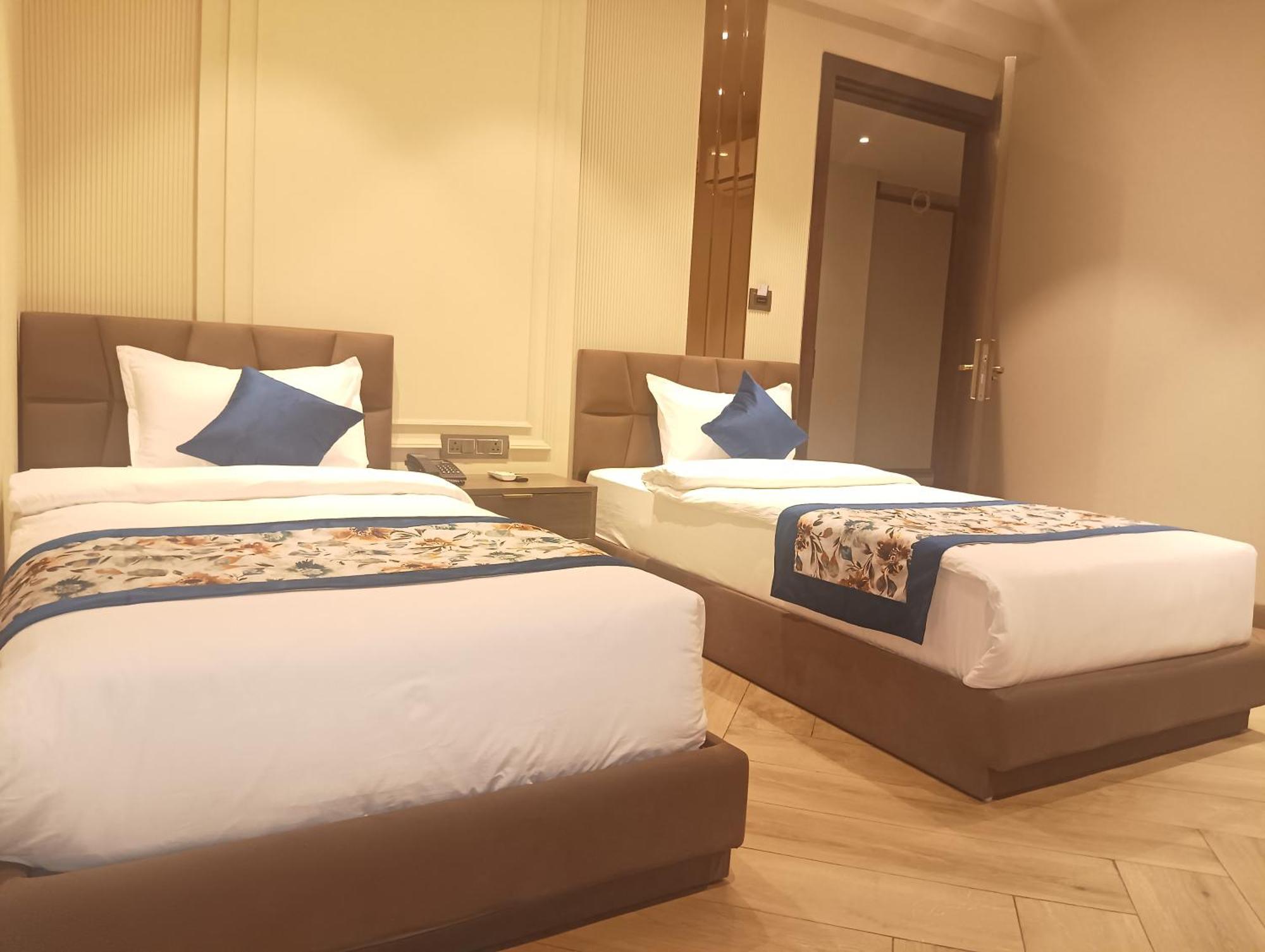 Hotel Cullinan By Qotel Janakpuri Δελχί Εξωτερικό φωτογραφία