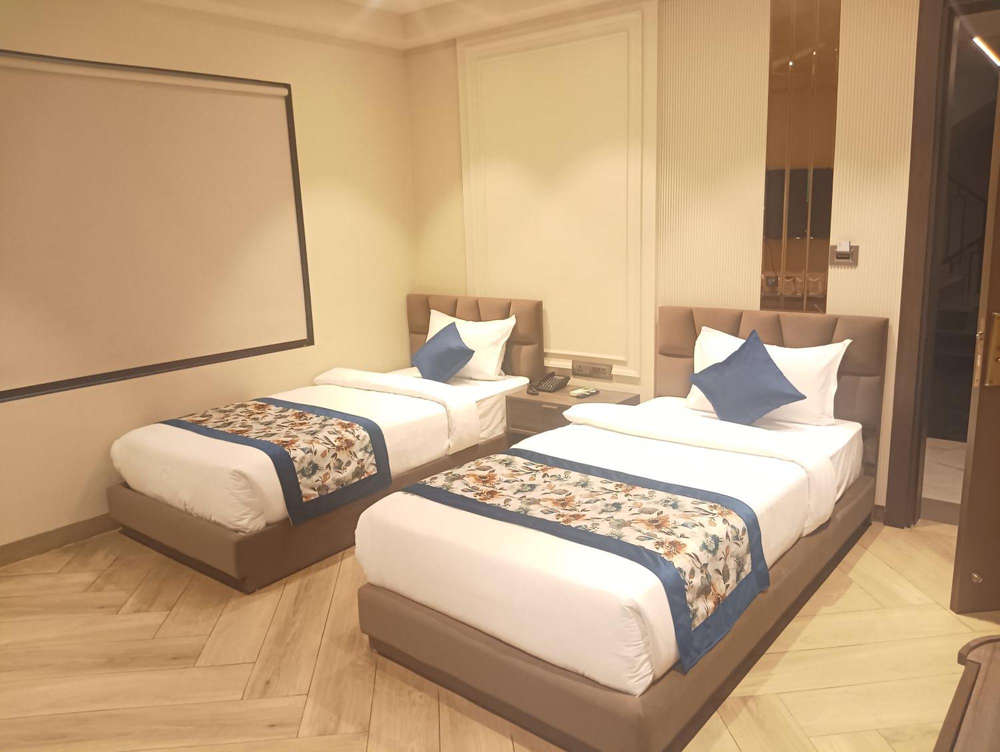 Hotel Cullinan By Qotel Janakpuri Δελχί Εξωτερικό φωτογραφία