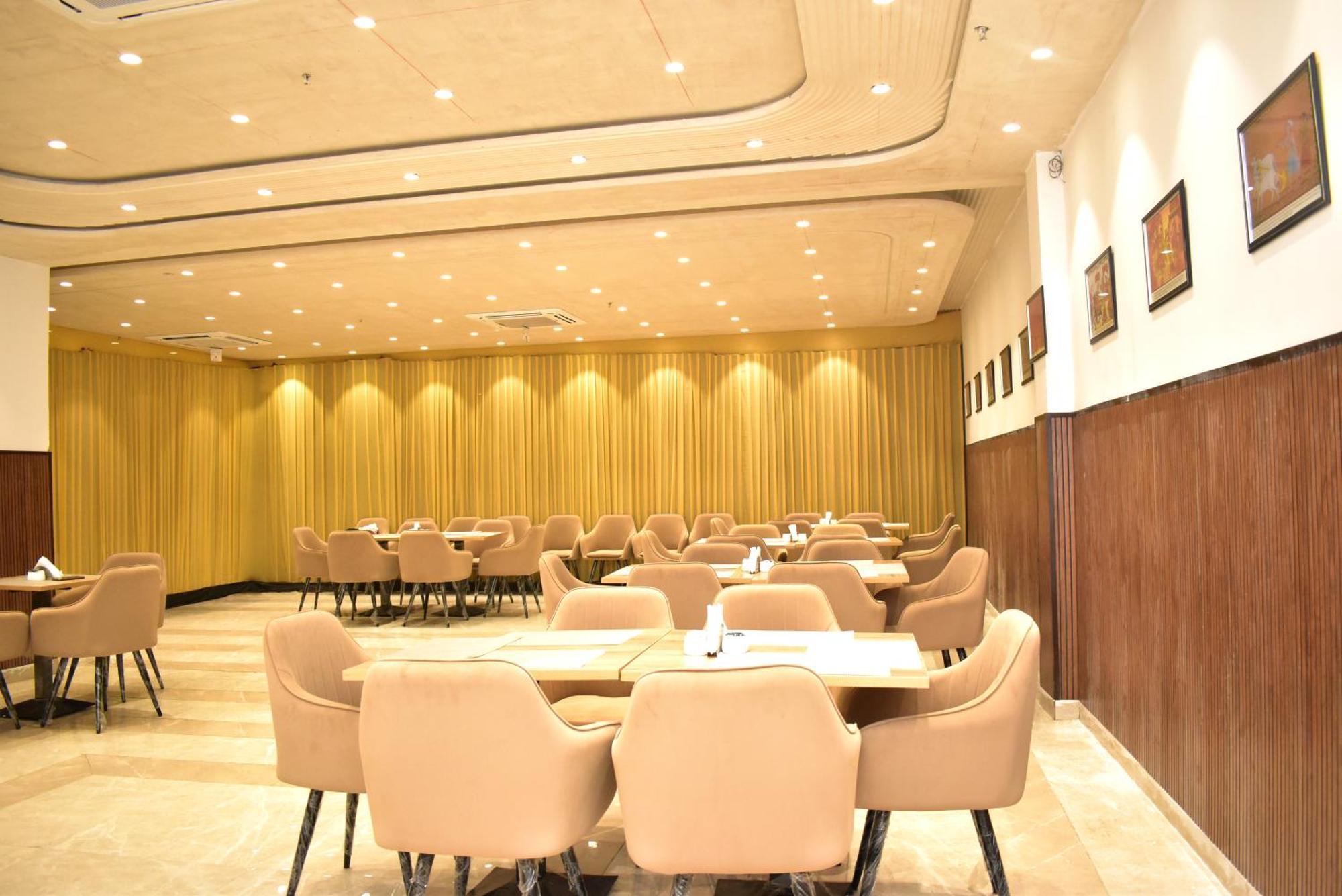 Hotel Cullinan By Qotel Janakpuri Δελχί Εξωτερικό φωτογραφία