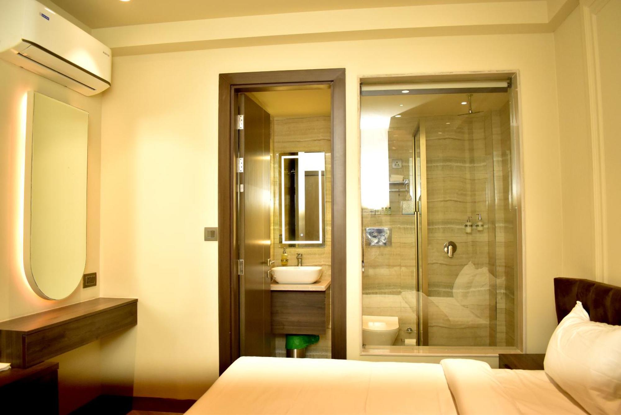 Hotel Cullinan By Qotel Janakpuri Δελχί Εξωτερικό φωτογραφία